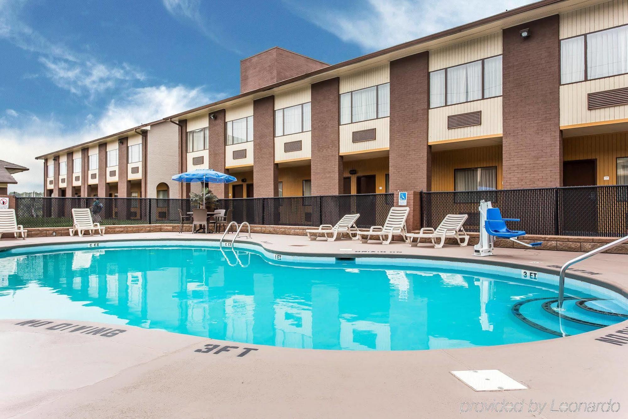 Quality Suites Hickory South Exterior foto